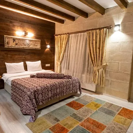 Inn In Stone House 3*