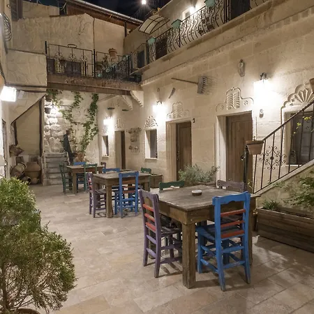 In Stone House 3* Göreme