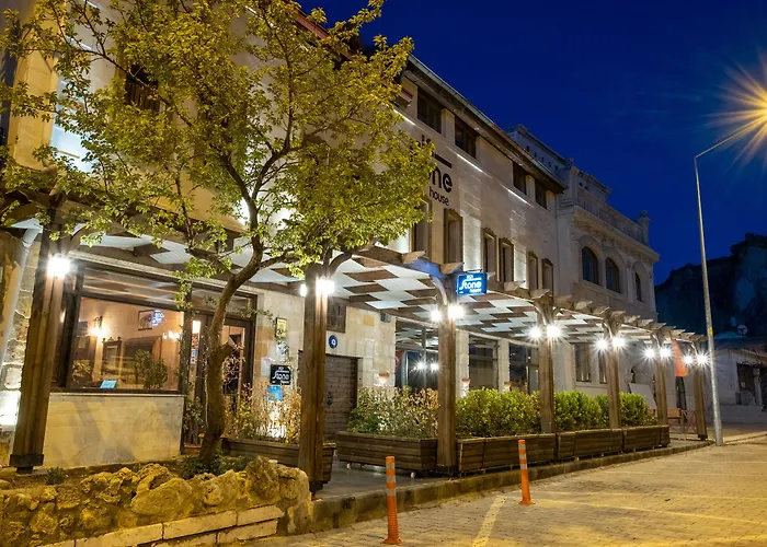 In Stone House Inn 3*